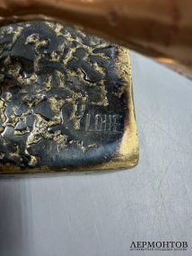 Скульптура «Сердце на ладони». Бронза, скульптор Yves Lohé, Франция
