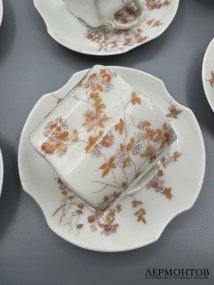 Чайный сервиз на 5 персон в стиле модерн. Фарфор, Товарищество Кузнецова, Россия, начало 20 века