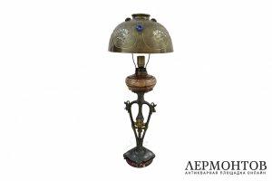Лампа в стиле Модерн Австрия, автор модели J. Hery , 1900-е гг., Шпиатр, латунь.