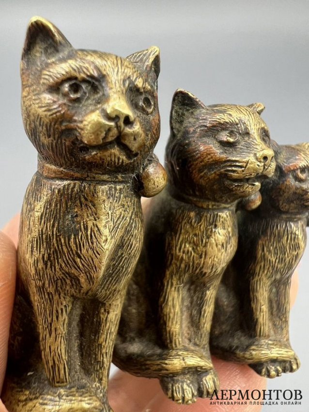 Статуэтка «Три кошки». Бронза, Австрия, 19 век