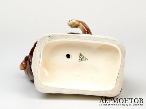 Статуэтка «Играющие медвежата». Фарфор, Royal Dux, Чехословакия, 1918–1938 годы