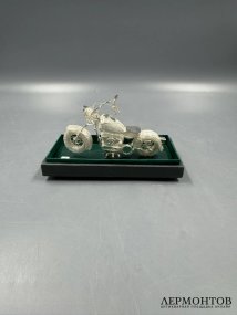 Статуэтка «Мотоцикл Harley-Davidson». Серебро 925 пробы, скань, современная работа