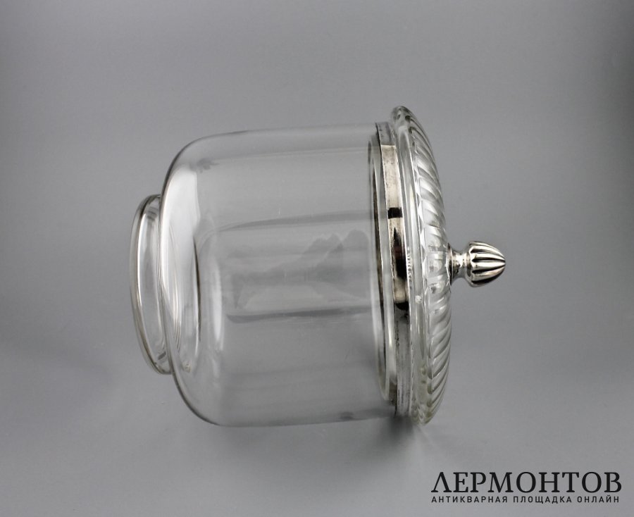 Большая бисквитница. Серебро 950, стекло. Франция, 1900-е.