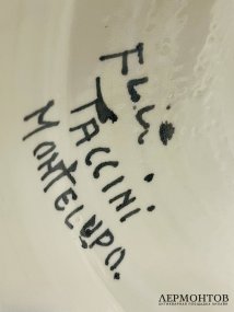 Парадная ваза-амфора на постаменте. Фаянс, роспись, Montelupo Fiorentino, Италия, середина 20 века