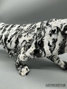 Статуэтка «Амурский тигр». Мрамор, тонирование, Италия, современная работа