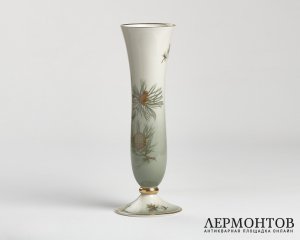 Ваза «Сосновая ветка». Фарфор, Rosenthal, Германия, 1940 год