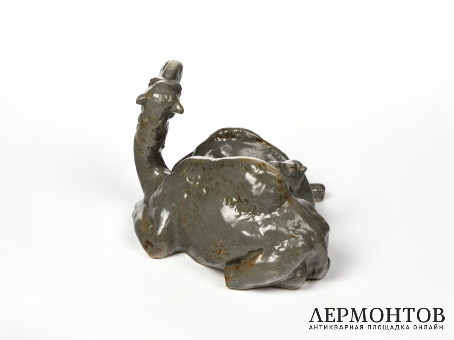 Статуэтка «Верблюды». Фарфор, Royal Dux, Чехословакия, 1950 год
