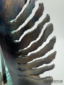 Арт-объект «Pensiero e luce» («Мысль и свет»). Сталь, стекло, S. Benetton, Западная Европа, 2009 год