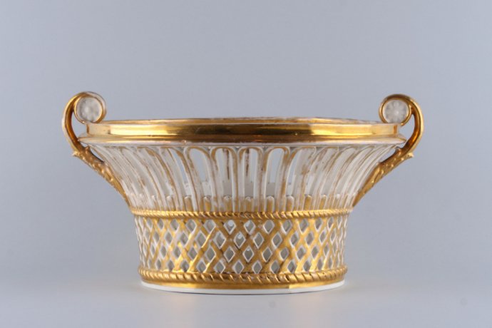 Сухарница ажурная. Батенин. Фарфор, золочение. Российская империя, 1814-1832 гг.