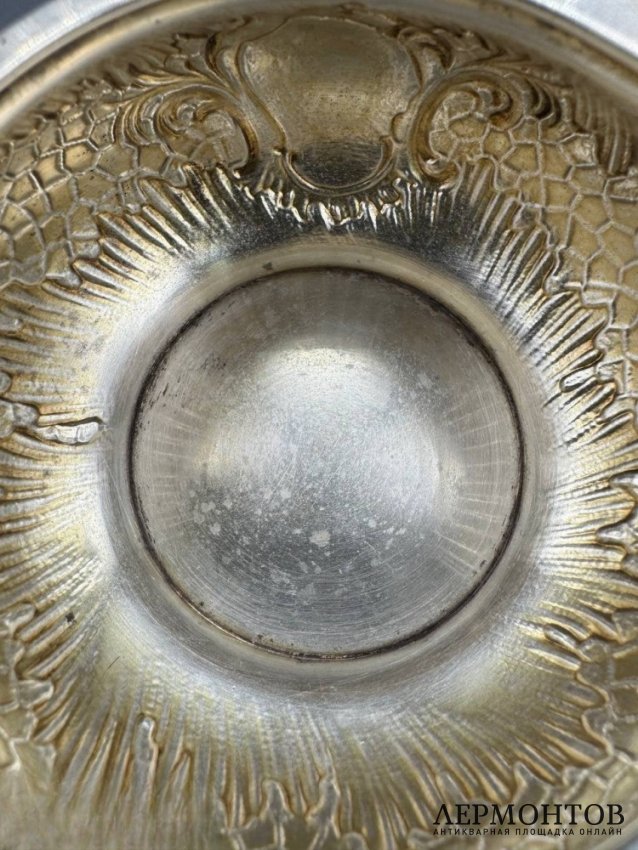 Солонка с рокальным декором. Серебро 84 пробы, А. Локин, Россия, 1896 год