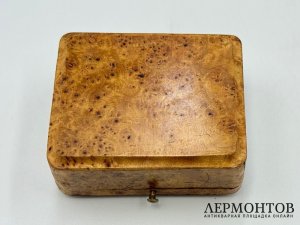 Миниатюрная шкатулка коробочка. Россия, рубеж 19-20 вв. Серебро 88 пробы, эмаль.