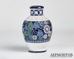 Ваза «Колокольчики». Фаянс, Amphora, Чехословакия, 1920-е годы