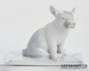 Статуэтка «Поросенок». Фарфор, Pfeffer Gotha, Германия