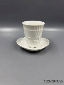 Стакан с блюдцем из «Лебединого сервиза». Фарфор, Meissen, Германия