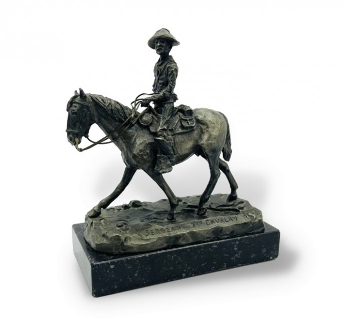 Статуэтка «Сержант 7-й кавалерии». Бронза, скульптор Philipp Kraczkoivski, США, 1971 год
