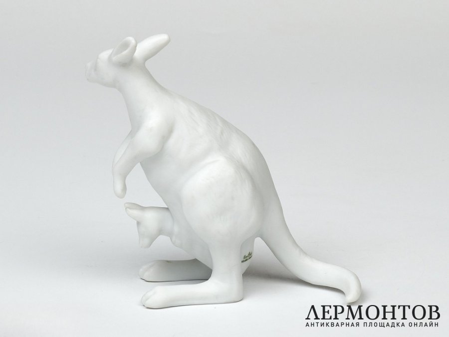 Статуэтка «Кенгуру с детенышем». Фарфор, Rosenthal, Германия, XX век