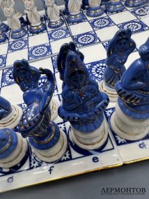 Шахматы с фигурами в восточном стиле. Фарфор, роспись, Прокопьевский завод, СССР, 20 век