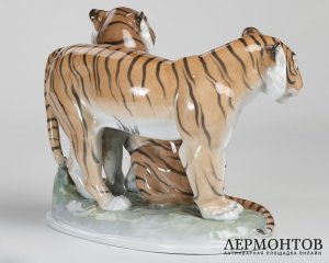 Статуэтка «Тигры». Фарфор, Karl Ens, Германия