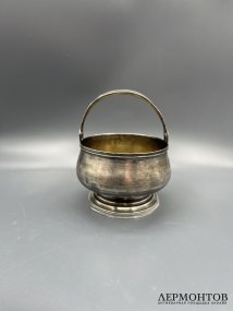 Конфетница в стиле модерн. Серебро 84 пробы, Россия, 1899–1908 годы