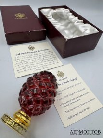 Пробка для бутылки «Сосновая шишка». Хрусталь, металл, Faberge, Германия, 1990-е годы