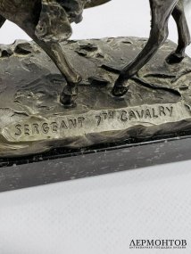 Статуэтка «Сержант 7-й кавалерии». Бронза, скульптор Philipp Kraczkoivski, США, 1971 год