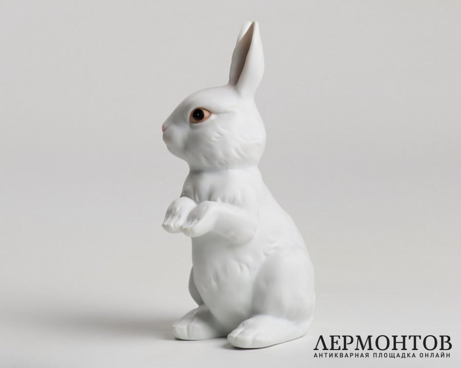 Статуэтка «Стоящий кролик». Бисквитный фарфор, Rosenthal, Германия