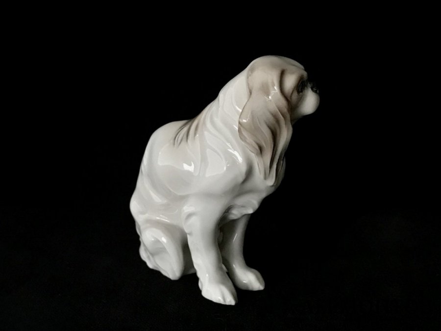 Статуэтка «Кавалер-кинг-чарльз-спаниель». Фарфор, Rosenthal, Германия, 1927 год