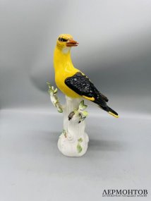 Статуэтка «Иволга». Фарфор, роспись, Meissen, по модели И. Кендлера, Германия, 20 век