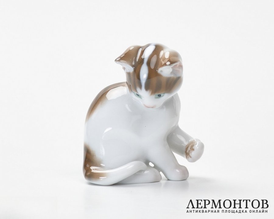 Статуэтка «Играющий котенок». Фарфор, Rosenthal, Германия