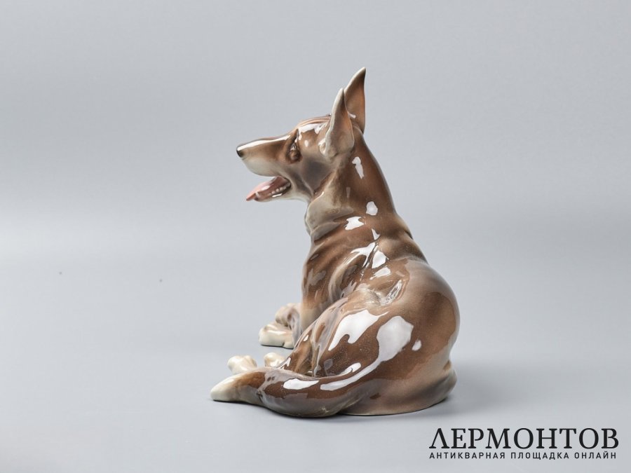 Статуэтка «Овчарка». Фаянс, Wien Keramos, Австрия, 1950–1970 годы