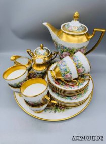 Чайный сервиз «Русская старина». Фарфор, роспись, мастерская Лады Быстрицкой, Россия, 2009 год