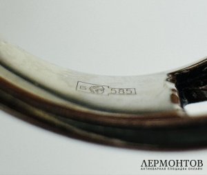 Кольцо с аметистом и бриллиантами. Белое золото 585 пробы