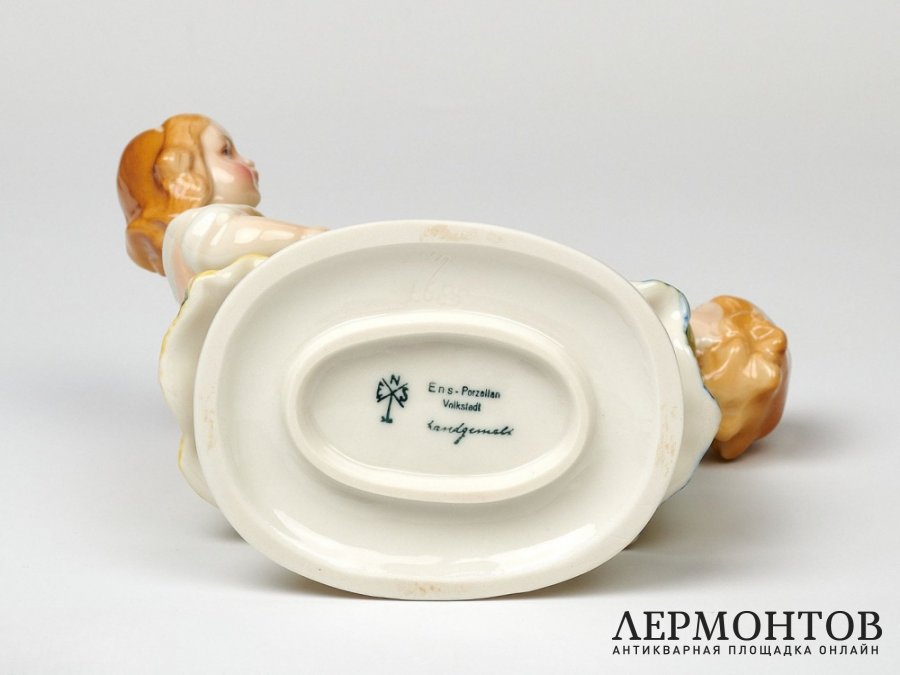 Статуэтка «Танцующие девочки». Фарфор, Karl Ens, Германия, 1919–1940 годы