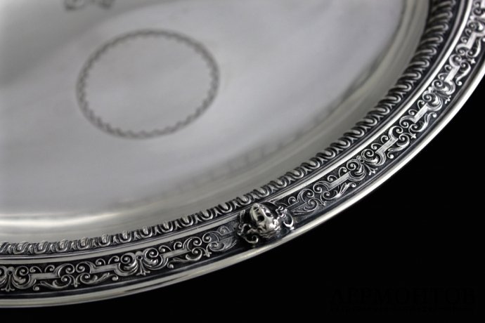 Ваза в стиле ампир с маскаронами. Серебро 800 пробы. Германия