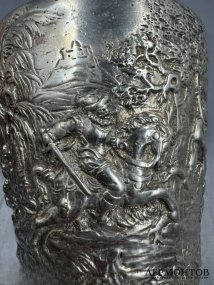 Стакан «Сцена охоты». Серебро 835 пробы, Испания, 20 век