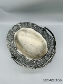 Ваза-конфетница с цветочными гирляндами. Металл, серебрение, Meriden Silver Plate, США, конец 19 века