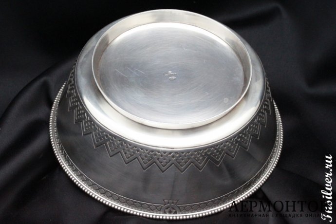 Чаша большая. Братья Грачевы. Серебро 84. Российская империя