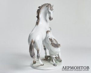 Статуэтка «Играющие жеребцы». Фарфор, Rosenthal, Германия