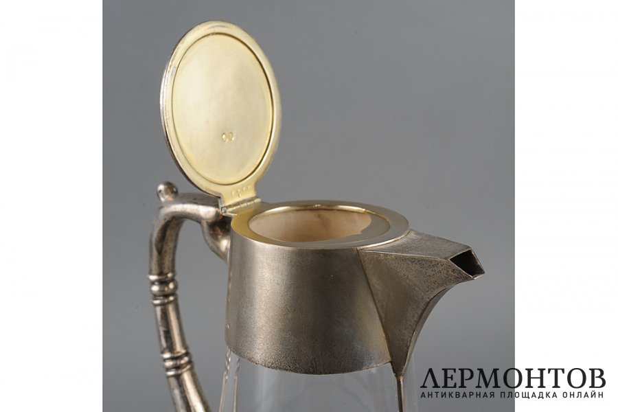 Набор для спиртных напитков. Англия, г. Бирмингем, 1887 г. Серебро 950 пробы, стекло.