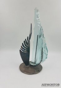 Арт-объект «Pensiero e luce» («Мысль и свет»). Сталь, стекло, S. Benetton, Западная Европа, 2009 год