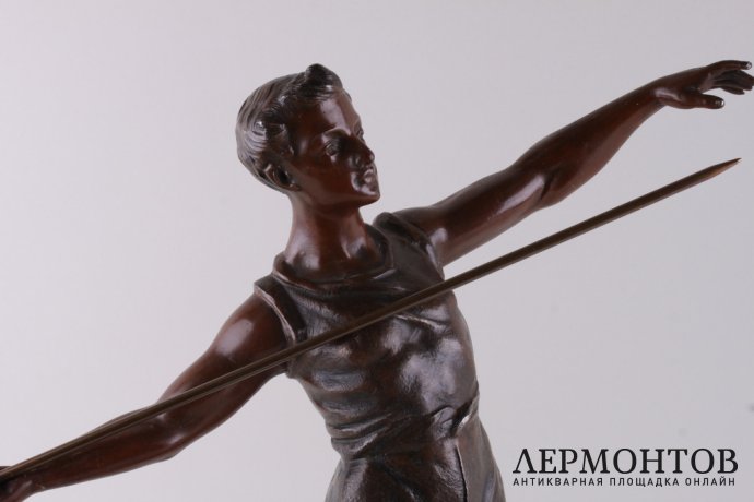 Скульптура Метатель копья. Франция, начало 20 в, автор модели G. Demange. Шпиатр.