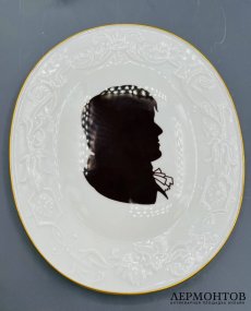 Настенное панно с профилями Лессинга и Клейста. Фарфор, Meissen, ГДР, 1977 год