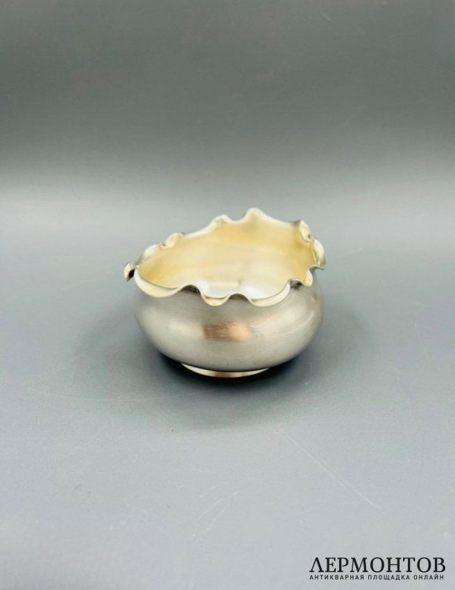 Солонка с фигурным бортом. Серебро 84 пробы, С. Мясоедов, Россия, 1899–1908 годы
