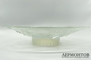 Блюдо Ар Деко Чертополох. Франция, Пapиж, Sаbinо,  1920-1930-е гг.  Опаловое стекло.