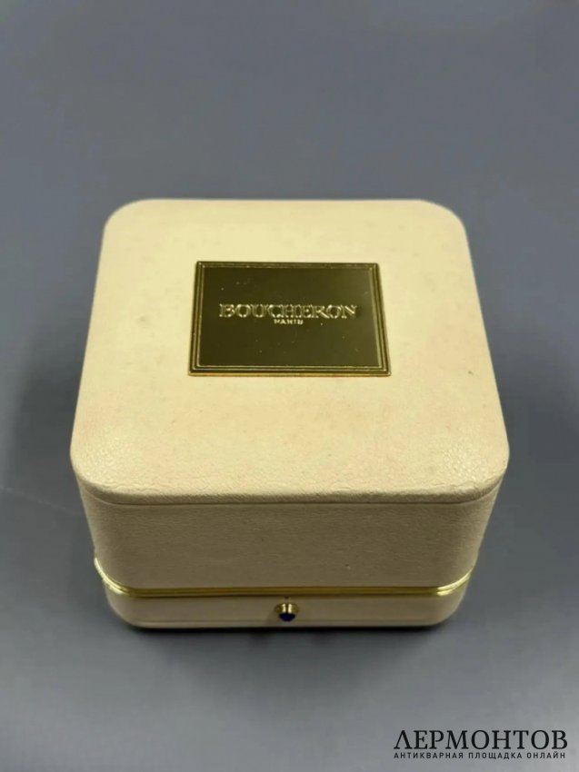 Женское кольцо «Quatre White Edition». Золото 750 пробы, керамика, Boucheron