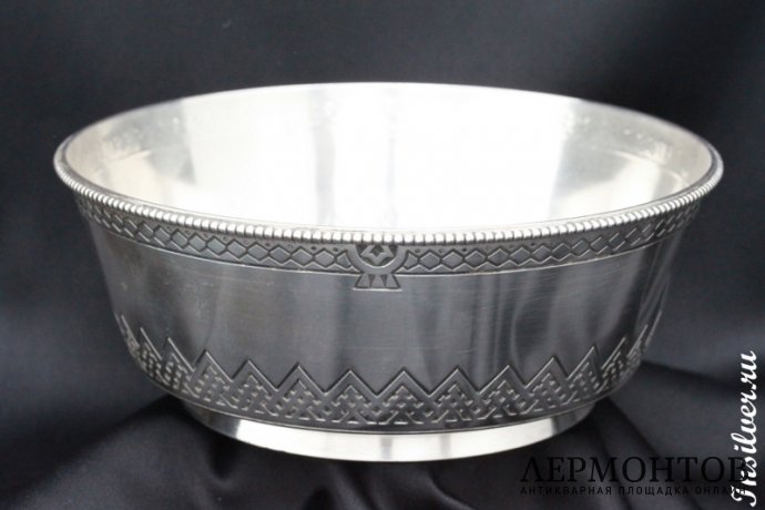 Чаша большая. Братья Грачевы. Серебро 84. Российская империя