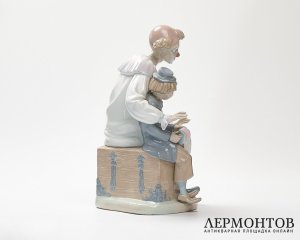 Статуэтка «Клоун. Урок музыки». Фарфор, NAO by Lladró, Испания, 1970–1980-е годы