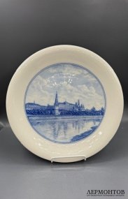 Блюдо с видом Московского Кремля. Фарфор, Meissen, Германия, 20 век