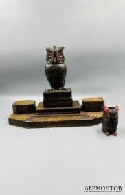 Письменный прибор с фигурами сов в абрамцевском стиле. Дерево, резьба, Россия, 1-я треть 20 века
