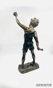 Скульптура «Мальчик». Шпиатр, скульптор Franz Iffland, Германия, 1-я треть 20 века